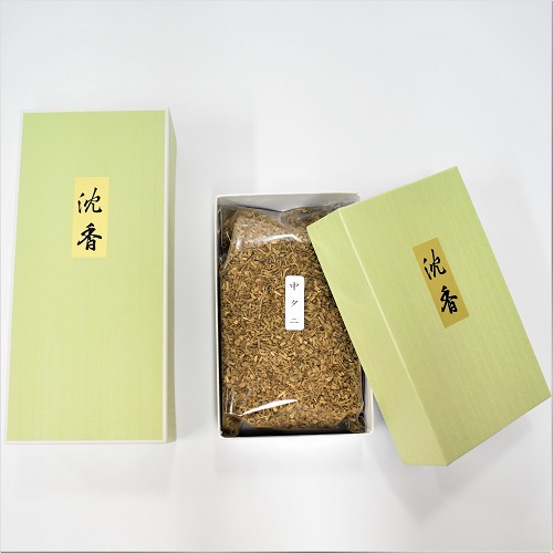 沈香・中タニ　刻み　(インドネシア)