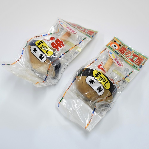 手廻しこま木製　青と黒